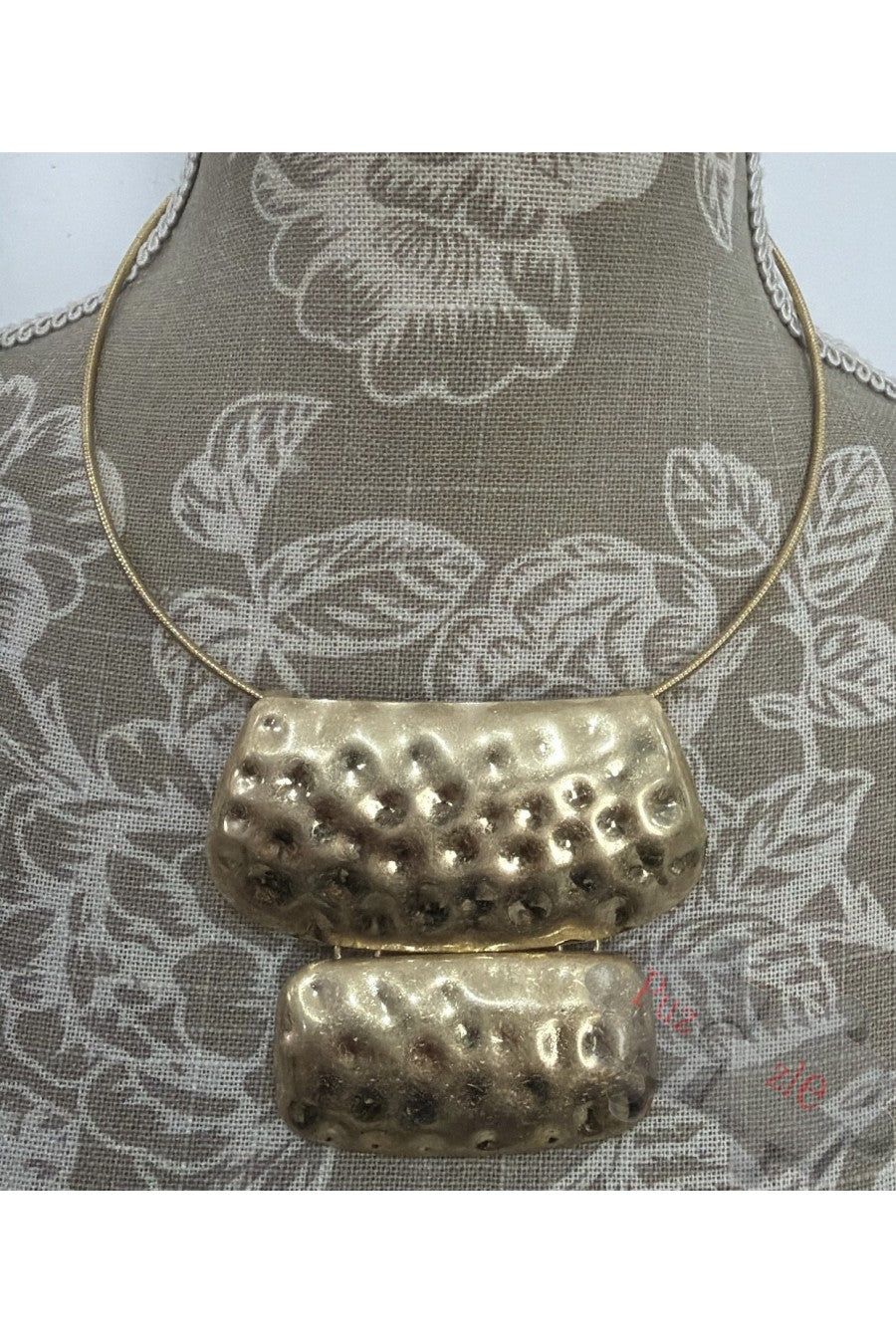 Md.Collar Gold