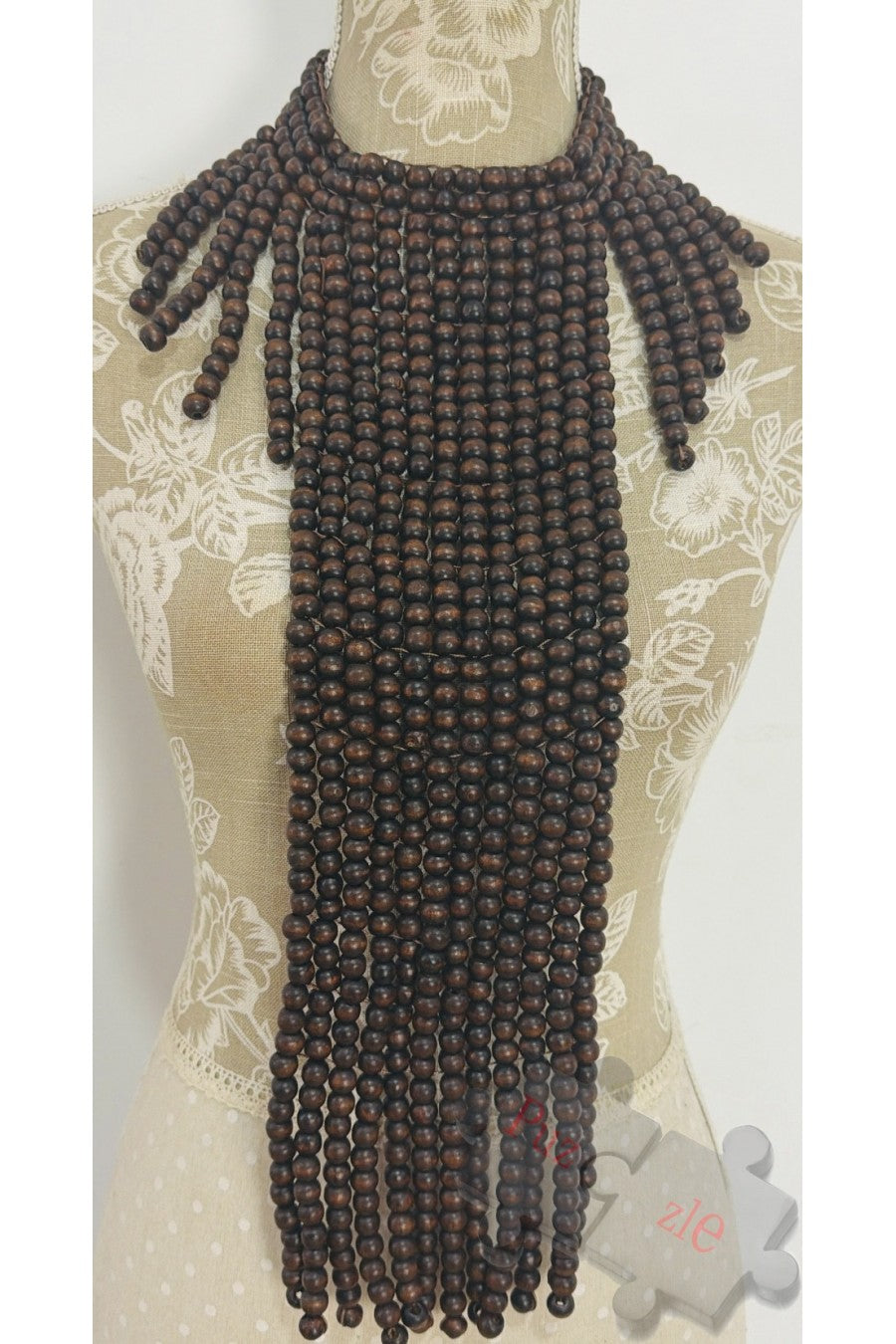 Md.Collar Maxi