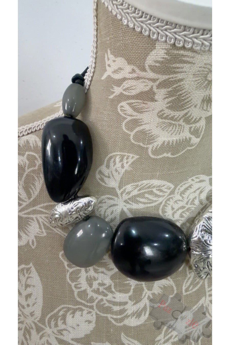 Md.Collar Piedras