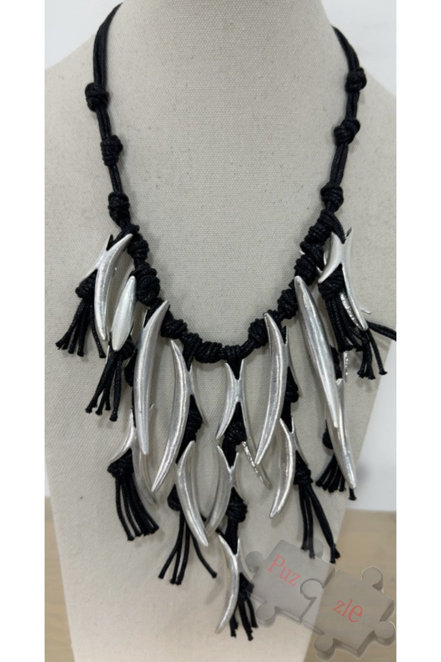 Md.Collar plata