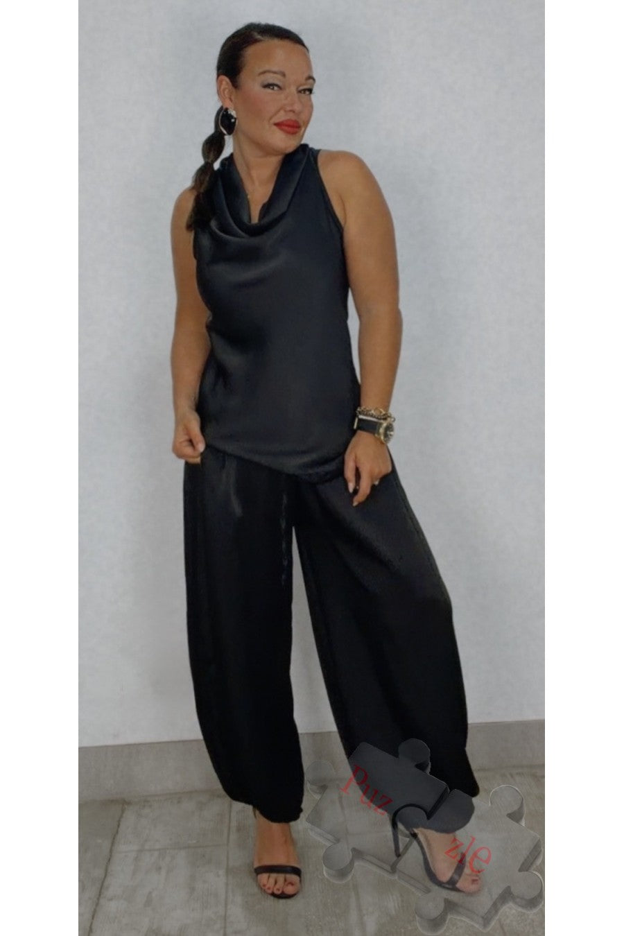 Md.Conjunto saten negro(agotado)